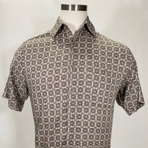 90s Geometric Short Sleeve Button Down Shirt Men’s Vintage Dress Shirt Abstract - Size M