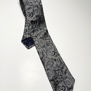 80s Paisley Skinny Tie Expressions Black Silver Pink Vintage Paisley Tie - 2 Inch Width