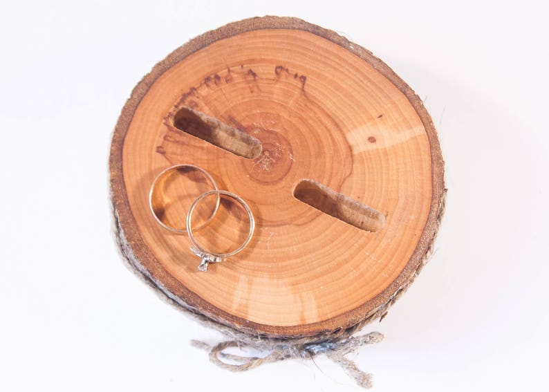 ring pillow alternative, Wooden ring bearer pillow wood wedding decor rustic ring box oak wedding decoration wedding ring holder