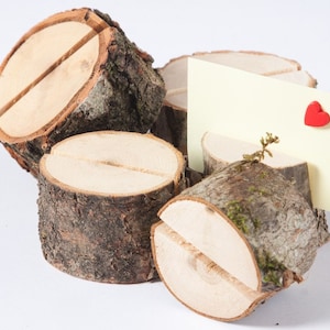 25 Support de numéro de table en bois, décor rustique de mariage, détenteurs de carte d’invité, pièces maîtresses de mariage boisées, stand de carte de place, porte-étiquette de nom