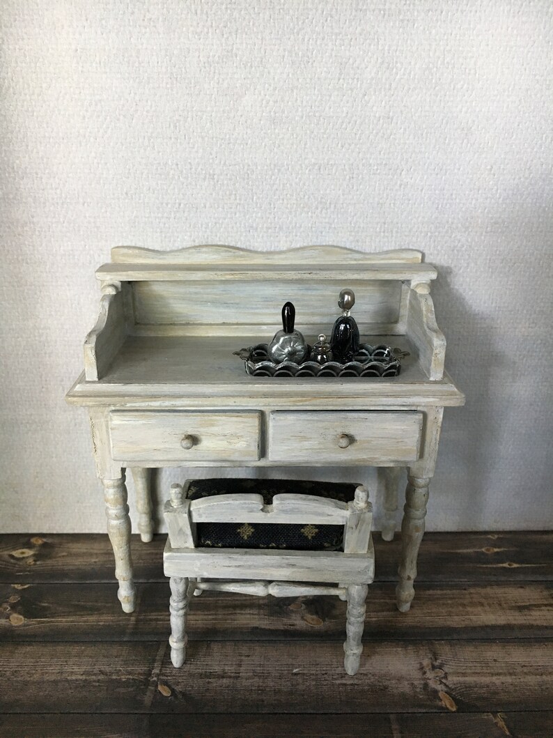 Whitewashed Vanity Stool with fabric cushion 1:12th scale ...