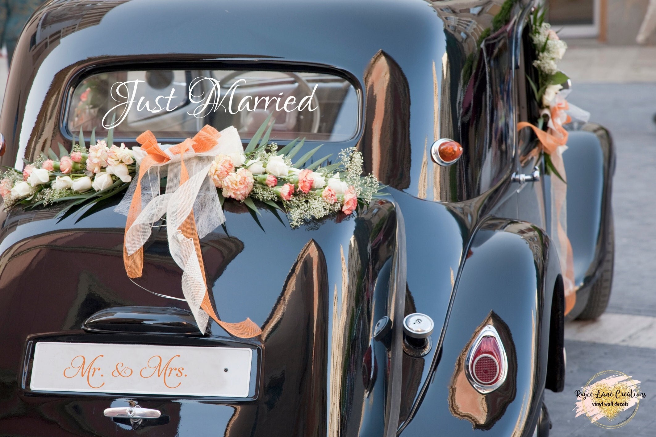 w/Hearts Wedding JUST MARRIED CAR WINDOW SIGN 8"X12" WITH SUCTION CUPS 2 Color 