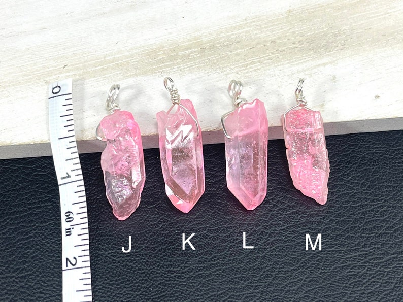Bright Pink Quartz Necklace Pink Raw Quartz Pendant Mother/'s Day Gift