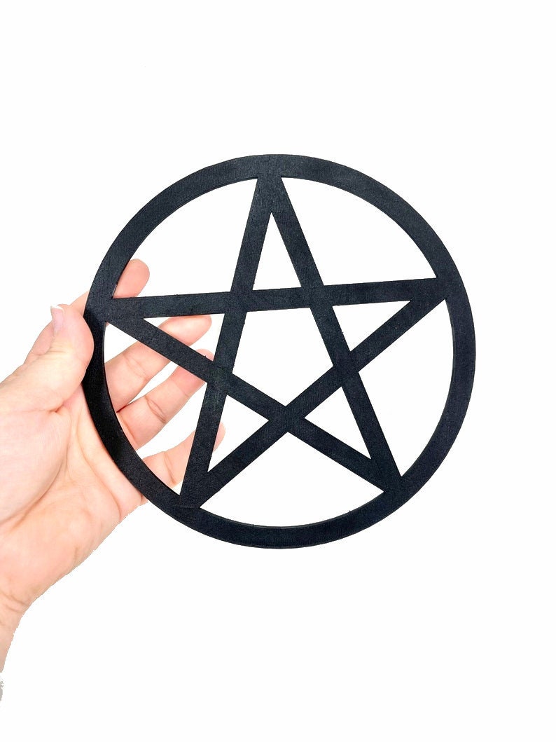 Black Pentagram Wall Hanging, Pentagram Wall Decor, Gothic Decor, Gothic  Gift, Pagan Decor, Witchy Gift 