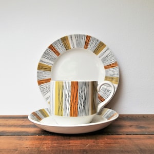 Vintage Midwinter "Sienna" kopp och fat med tallrik trio - Jessie Tait
