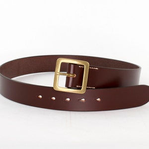 Handgefertigter Brauner Ledergürtel - Unisex Ledergürtel - Massive Messingschnalle - Ledergürtel Herren - Ledergürtel Damen - Ledergürtel individuell