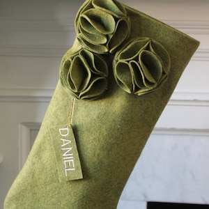 Personalized Green Wool Christmas Stocking – Plain Wool Felt Holiday Stockings for Mom and Dad, Grandpa and Grandma