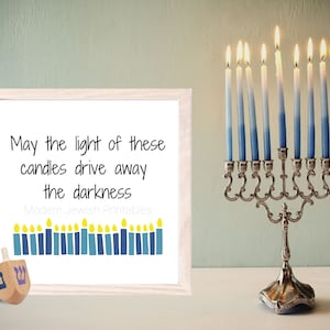 Art imprimable de Hanukkah avec bougies et citation