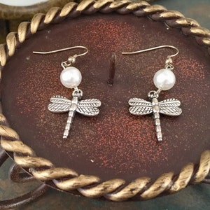 Whimsical, Vintage Style, dragonfly, drop earrings, with cream glass pearl. Lead compliant.
