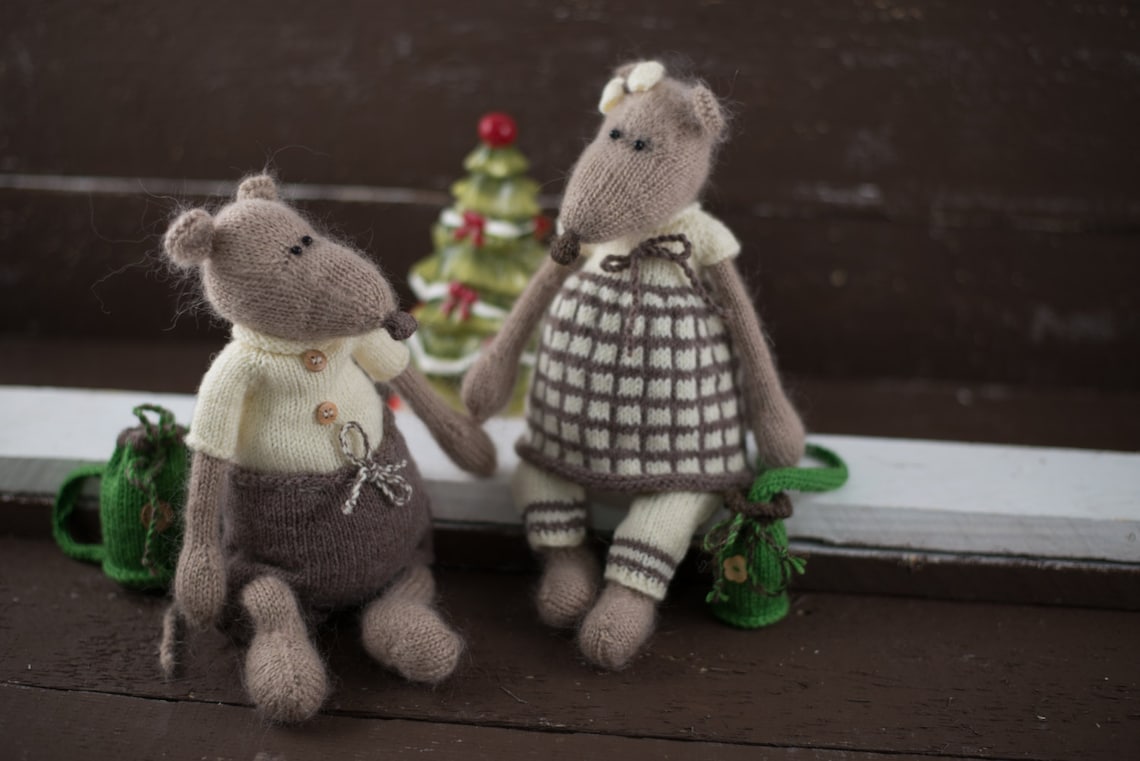 Toys Mice knitting pattern Knit Christmas toy pattern Knitted | Etsy