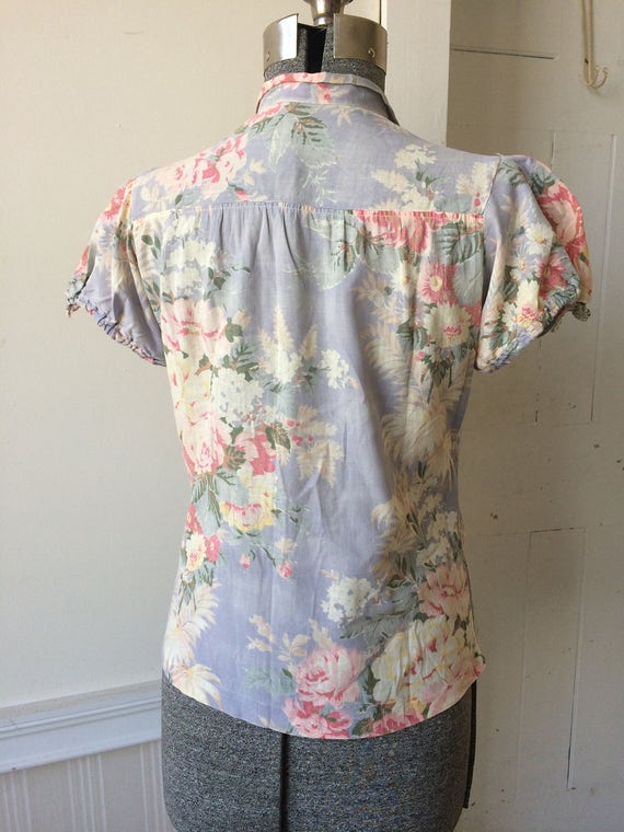 1940s 1950s Floral on Blue Blouse Cotton Puffy Ca… - image 5