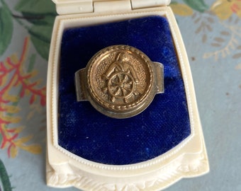 Gortons the Fisherman Seafood Premium Nautical Advertisement Memorabilia Ring