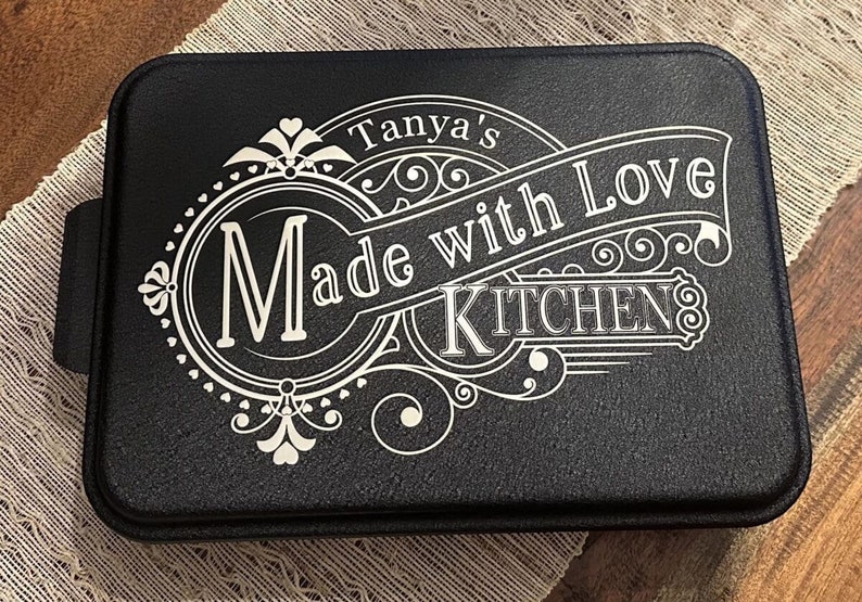 Personalized Aluminum Cake Pan in 5 Colors, Engraved, Mothers Day Gift image 2