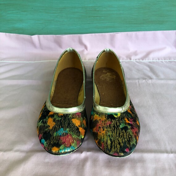 1960s multicolor hippie flats