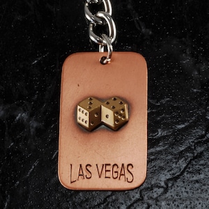 Vintage Las Vegas Pair Of Dice  Copper & Brass Key Chain FOB Gambling NOS