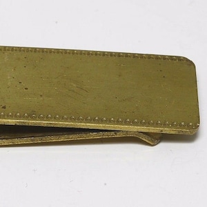 Fermasoldi in ottone massiccio da collezione vintage, con design inciso, NOS, anni '40