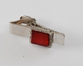 Vintage Tie Clip w Red Square Faceted Glass Gem on Silver Plated Brass 1970's NOS 1 1/4"