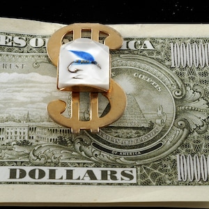 Vintage Geldscheinklammer Fliegenfischen Köder Dollar Zeichen Vergoldetes Messing Geldscheinklammer 1970er Jahre