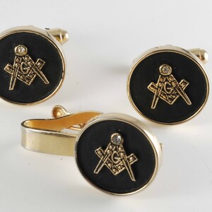 Vintage DARMEL USA Gold Plated Brass Mason Cuff Links and Tie Clip Set Lightly Used