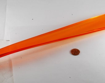 Vintage "Valet Horn" Shoe Horn By ANSON 17'' Long Orange Plastic New Old Stock USA Signed