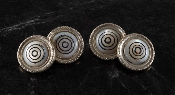 Boutons De Manchettes Vintage En Nacre Grise Gravée - Style Art Déco, Plaqué Or, Occasion