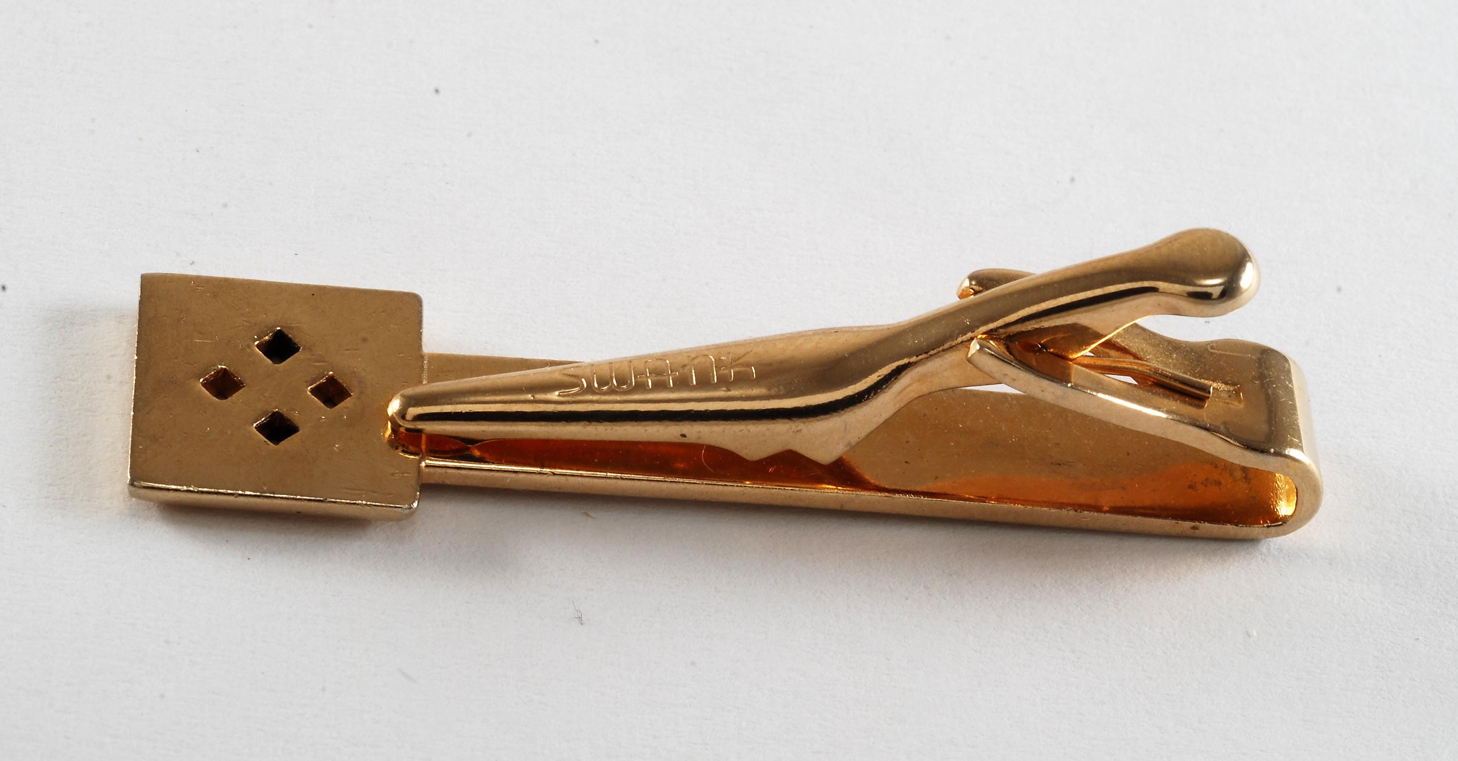Pince à Cravate Et Croix Swank Vintage – Ton Or, Marqué AK