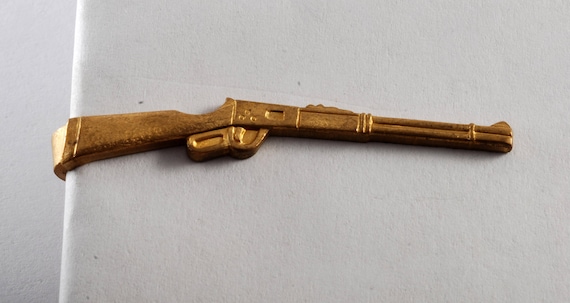 Vintage 1940s "COLT RIFLE" Tie Clip Raw Solid Bra… - image 1