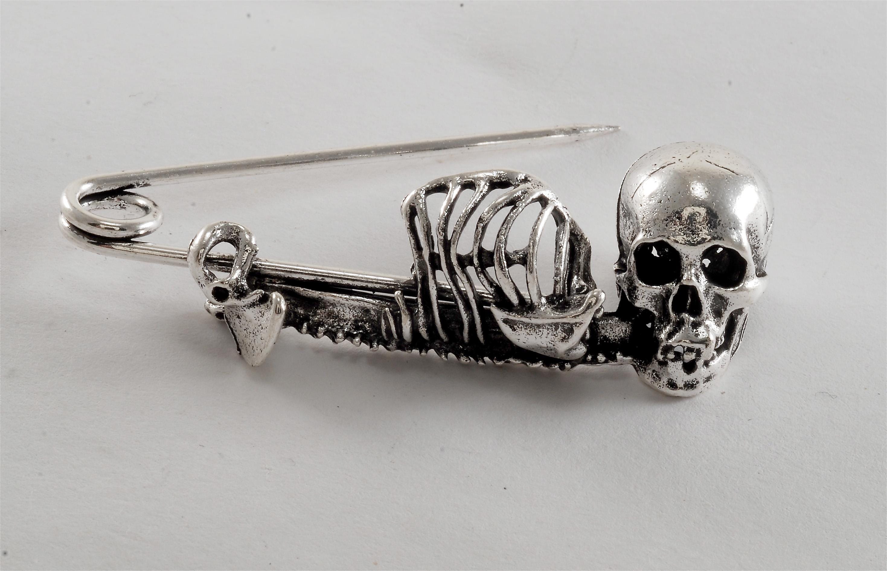 Steampunk Skull Pin - Etsy display picture 2