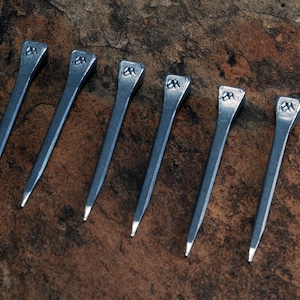 6 Mustad Horse Shoe Coffin Nails Metal Works Ring Making Spells Glass E9 Sweden