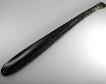 Vintage &quot;Valet Horn&quot; Shoe Horn By ANSON 17&#39;&#39; Long Black & White Streak Plastic New Old Stock USA Signed