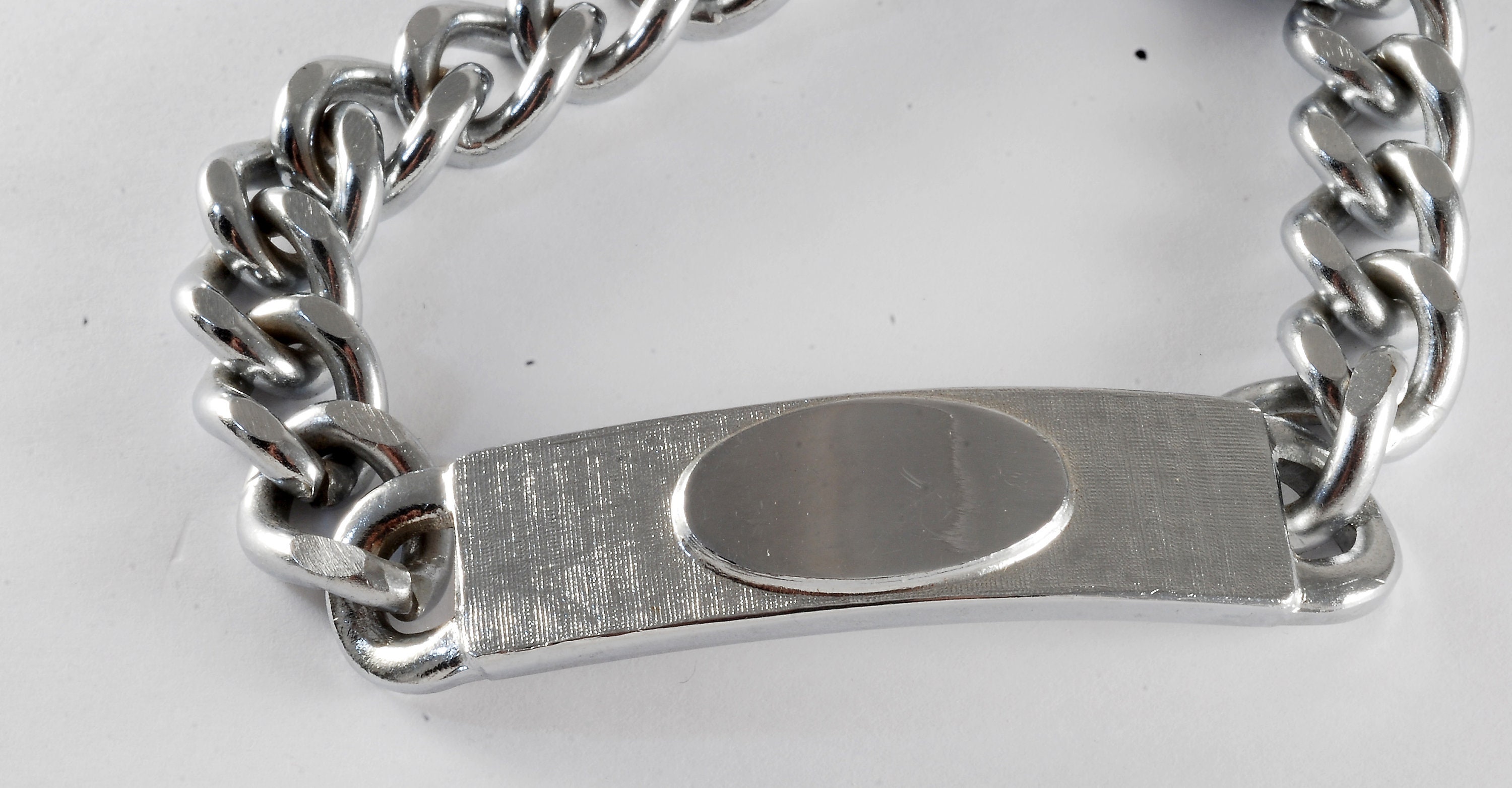 あなたにおすすめの商品 Vintage ID Oval Plaque Bracelet Silver Plated Brass 1960's アクセサリー