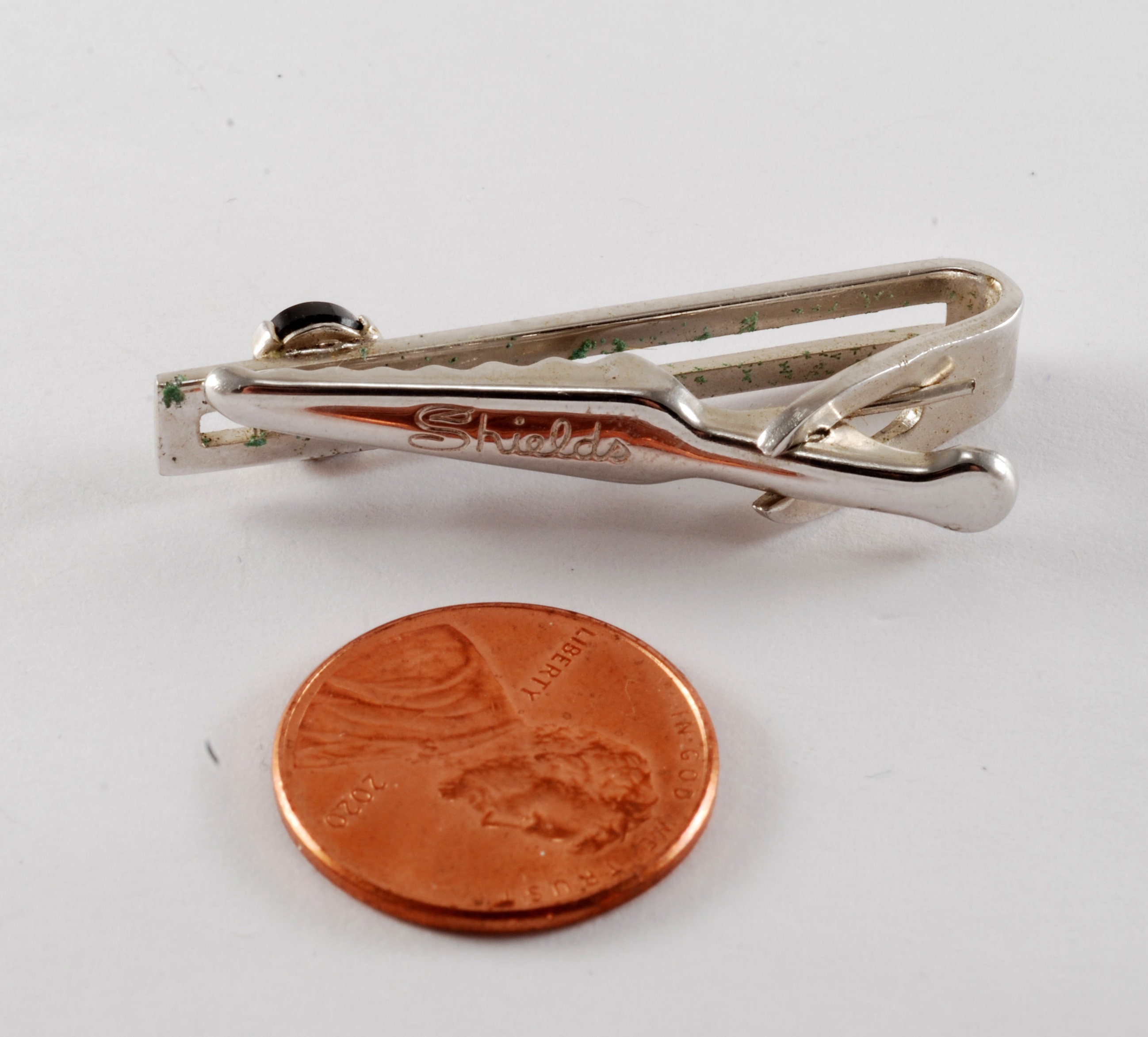 Pince à Cravate (Tie Bar) Vintage Cuivre Et Noir - Longueur 1-1/2 Pouce - Modèle F-55 - Occasion