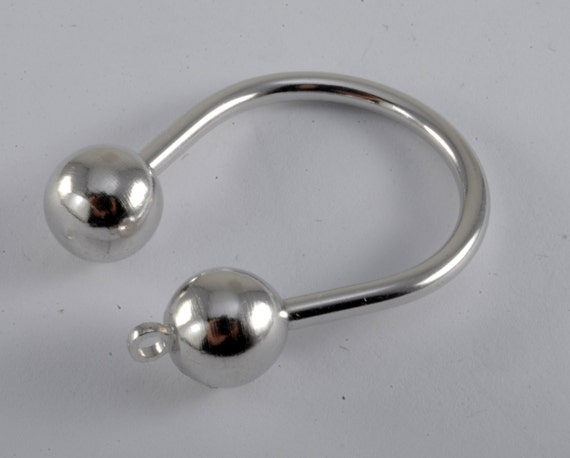 Portachiavi a forma di scacchi, durevole e resistente accessorio Portachiavi a forma di scacchi, durevole e resistente accessorio