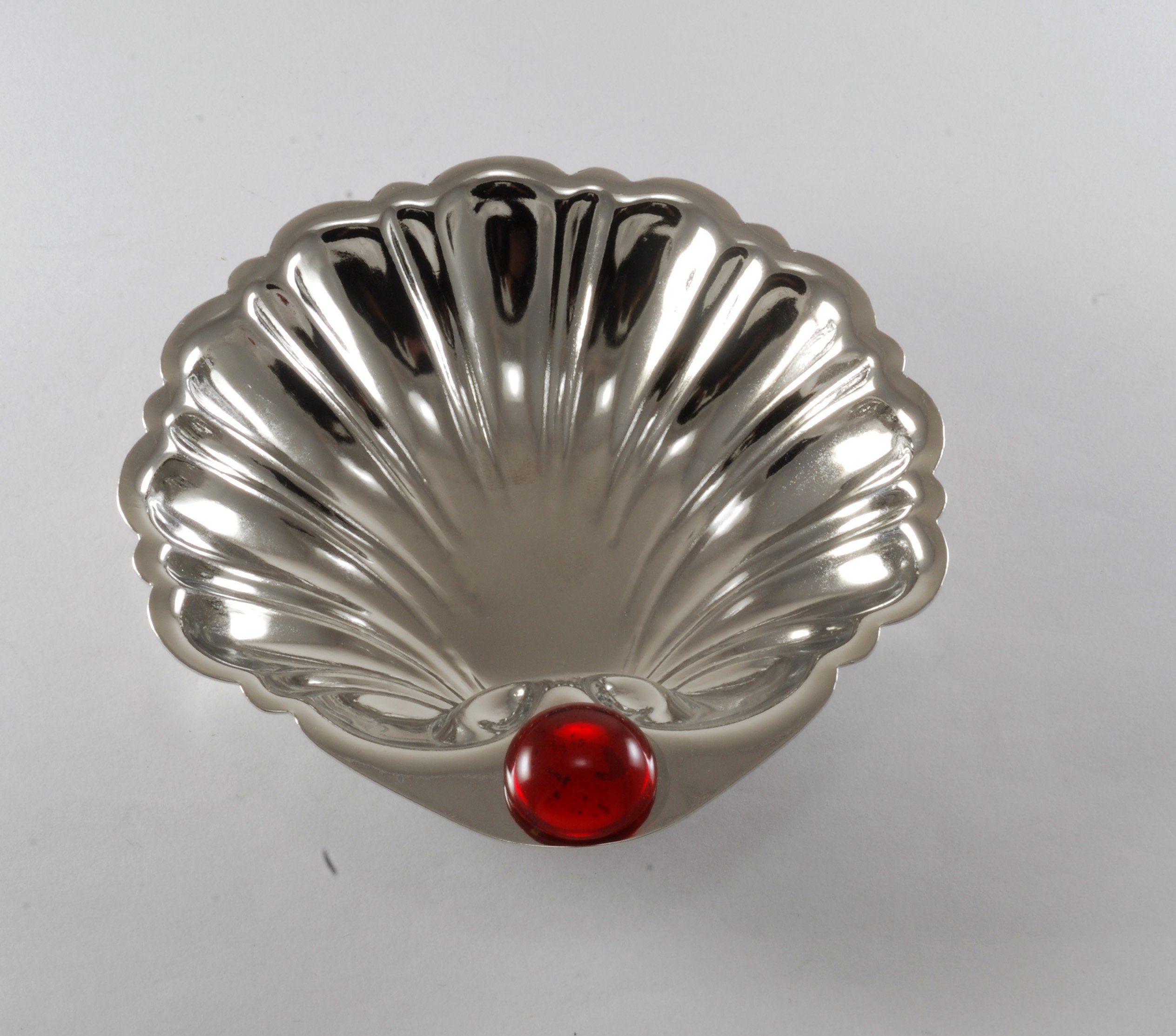 Clam Rinbg Vintage Clam Shell Design Ring Trinket Jewelry Dish W Red W. Germany ...