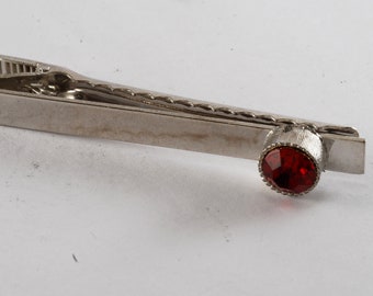 Vintage Tie Clip w Red Faceted Glass Gem on Silver Plated Brass 1970's NOS