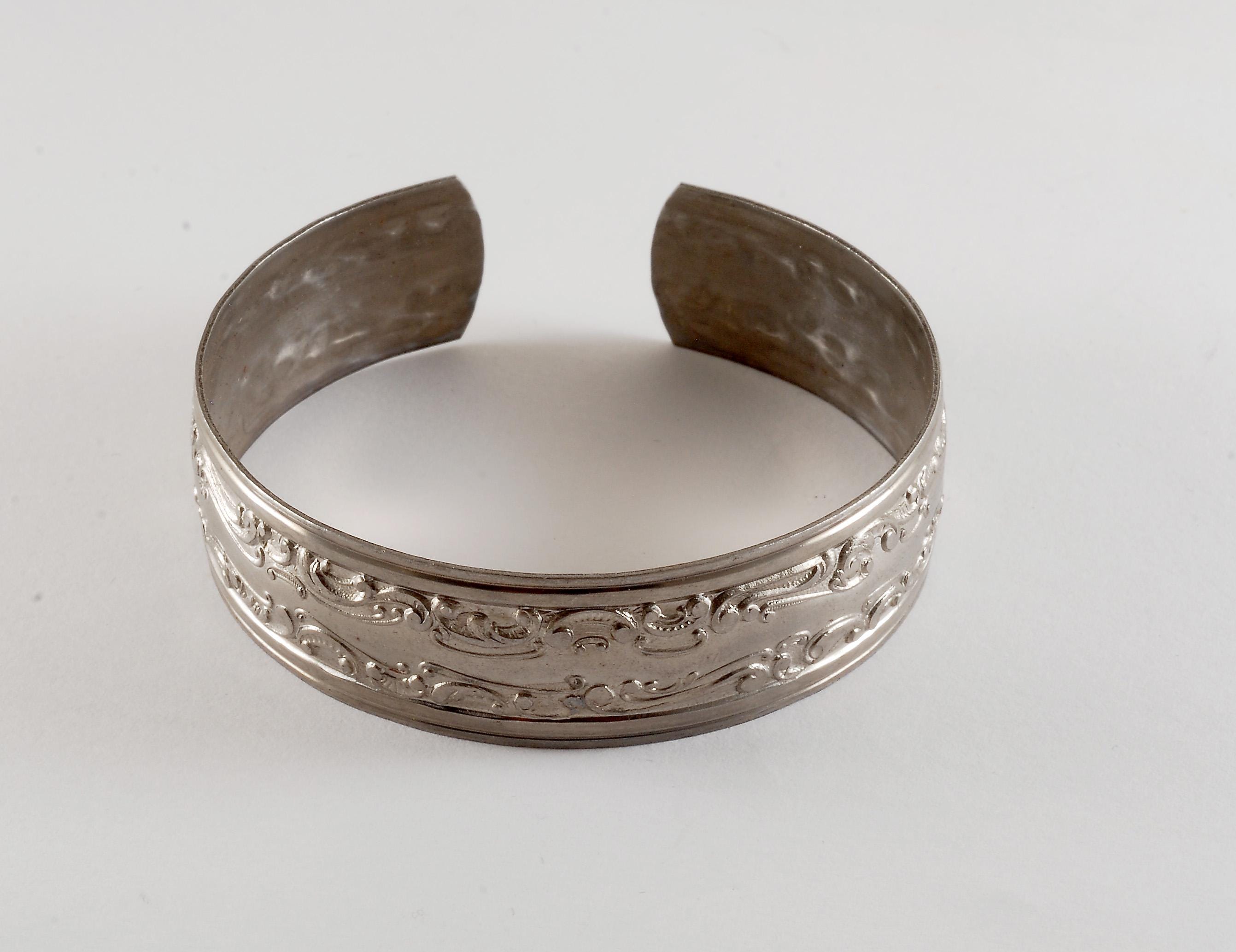Bracelet vintage années 70/80 - Montres & Bijoux