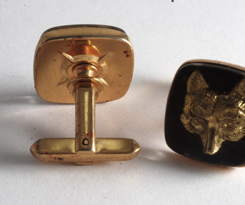 Hickok Vintage COYOTE Cufflinks Men/'s Cuff Link Pair Men/'s Jewelry Pre-Owned Signed Hickok USA