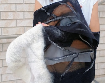 Huia Feather Shawl – Merino Wool & Silk Scarf Inspired by New Zealand Icon