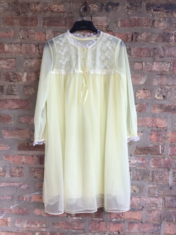 Vintage Yellow Sears Nylon Peignoir Nightgown Rob… - image 1