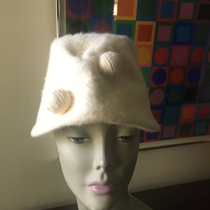 Vintage White Rabbit Fur Hat Italy Size 22