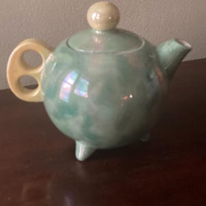 Vintage Mid-Century Lustreware Lusterware Iridescent Green Atomic Teapot