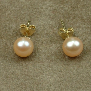 Pink Akoya Pearl Stud Earring 7 - 7.5 mm
