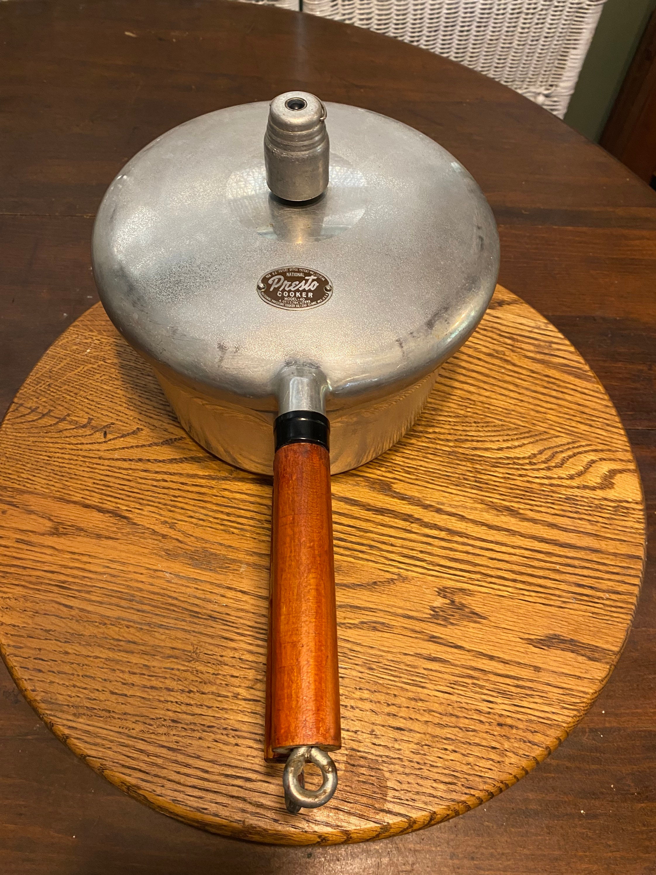 Vintage Presto Pressure Cooker. Model 40. 4 Qt With Jiggler and Seal. Etsy
