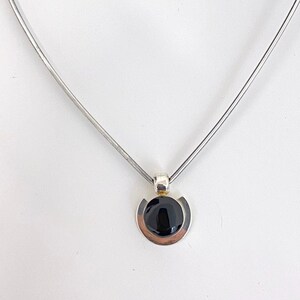 Vintage Sterling Silver Wire Collar Necklace w/ Black Onyx Pendant Marked 925
