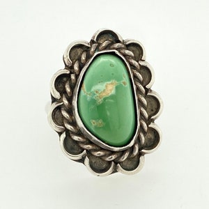 Vintage Navajo Green Turquoise Sterling Silver Ring Braid Scalloped Sz 6.5 image 1