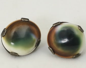 Vintage Sterling Silver Green Cats Eye Operculum Shell Screw Back Earrings