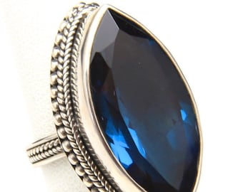 Sterling Silver & Deep Blue Faceted Crystal Large Cocktail Ring Size 7.25