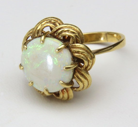 Vintage 18k Yellow Gold Large Round Opal Ring 5.6… - image 1