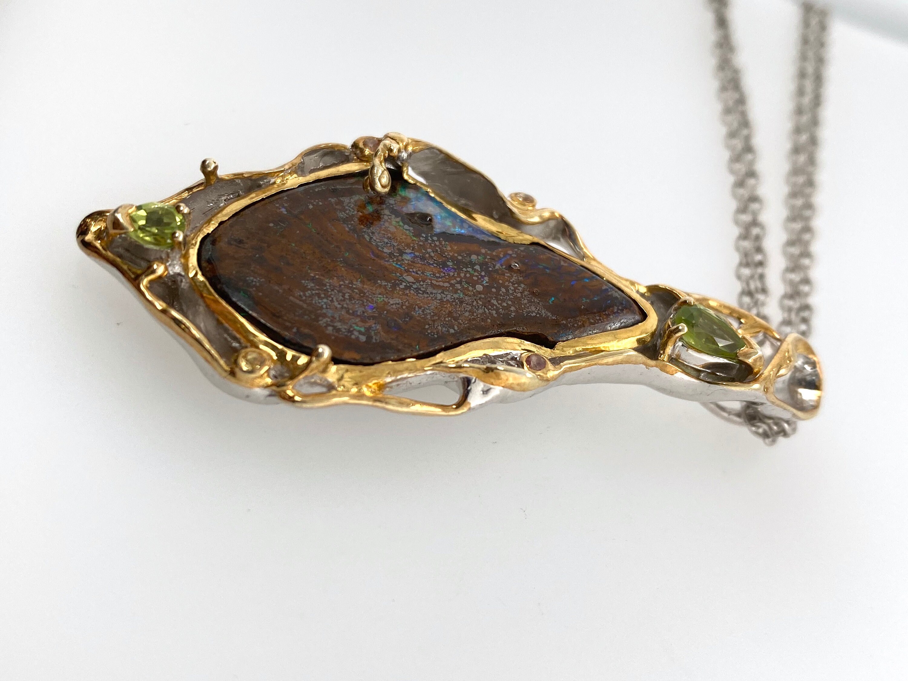 ヴィンテージ アーティザン ボルダーオパール & スターリングシルバー