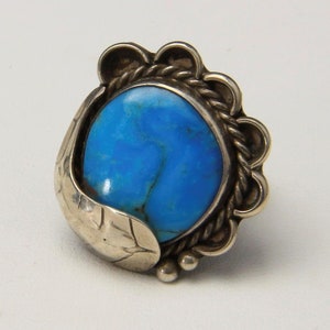 Vintage Sterling Silver & Bright Blue Turquoise Ring Leaf Southwestern Size 6.75